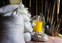 Хранение удобрений зимой: какие подкормки нельзя оставлять в холодном сарае хранение удобрений зимой