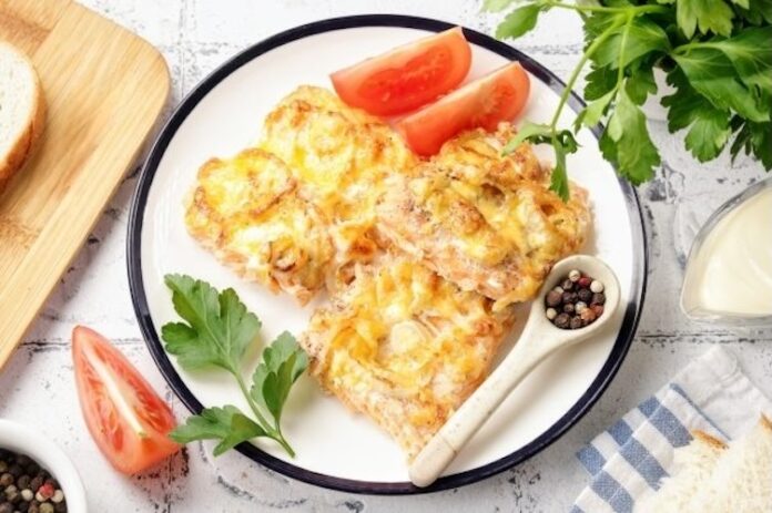 форель под майонезом и сыром